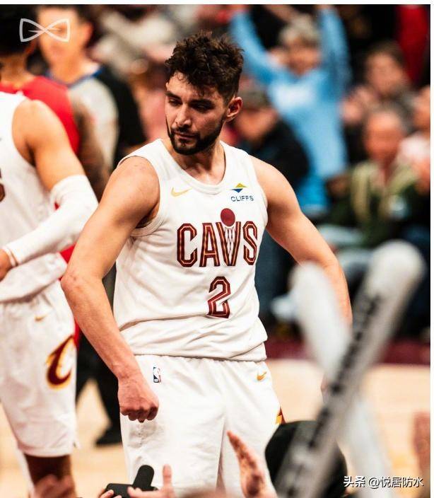 摔跤预选赛焦点战:川蜀天狼队强势横扫洞庭白虎队,新星闪耀。轮换效果显现(重庆狼队历届中单) 摔跤预选赛焦点战:川蜀天狼队强势横扫洞庭白虎队,新星闪耀。轮换效果显现(重庆狼队历届中单)