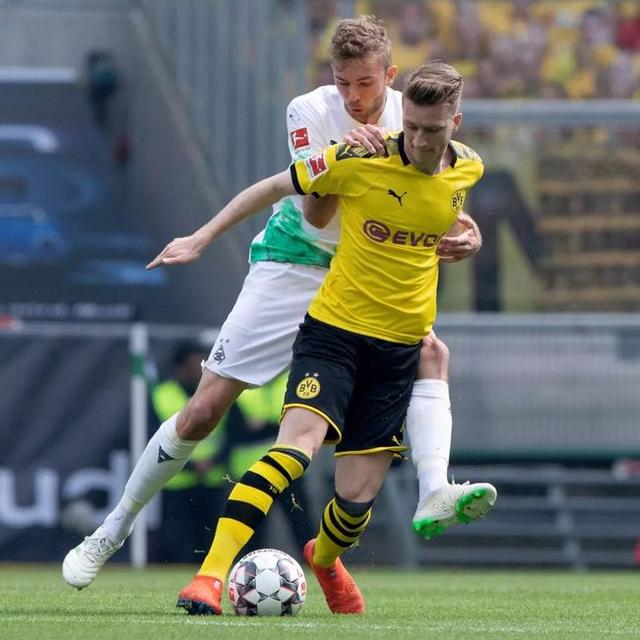 包含赛地聚焦:德甲赛前热度飙升;亚特兰大状态回暖;赛场秩序良好;身体对抗强度拉满的词条 包含赛地聚焦:德甲赛前热度飙升;亚特兰大状态回暖;赛场秩序良好;身体对抗强度拉满的词条