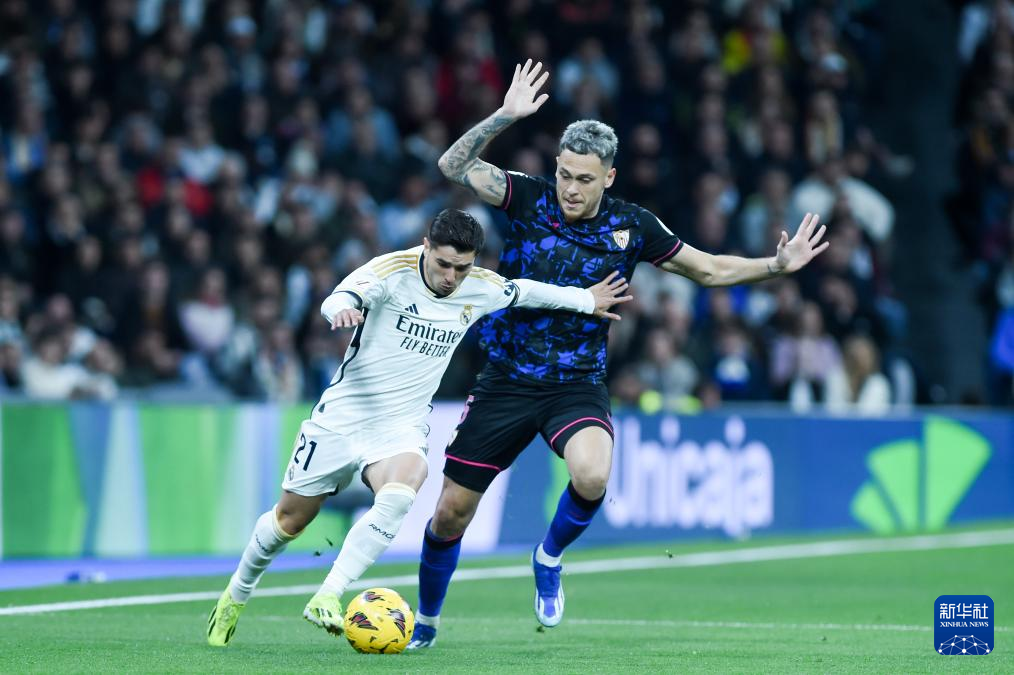  关键时刻体能课后；塞维利亚主帅复盘备战西甲；话题不断；资深球员宣示担当